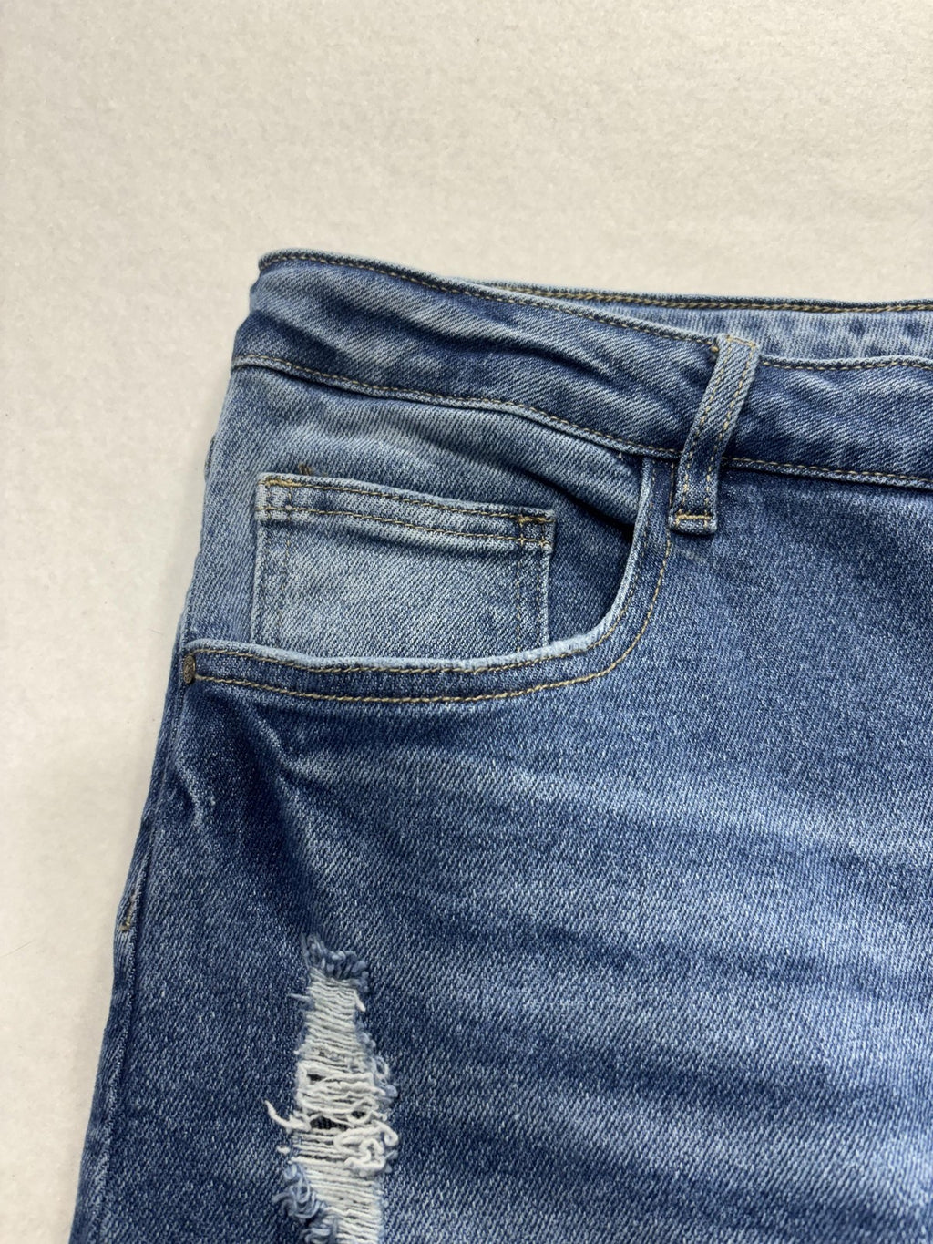 Lucky & Blessed Jeans Womens 20 Blue High Rise Boyfriend Crop Distressed 38x26