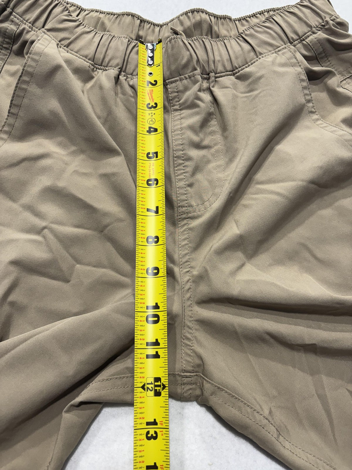 Magellan Outdoors Shorts Mens Small Brown 7" Inseam Fishing Water Repellent