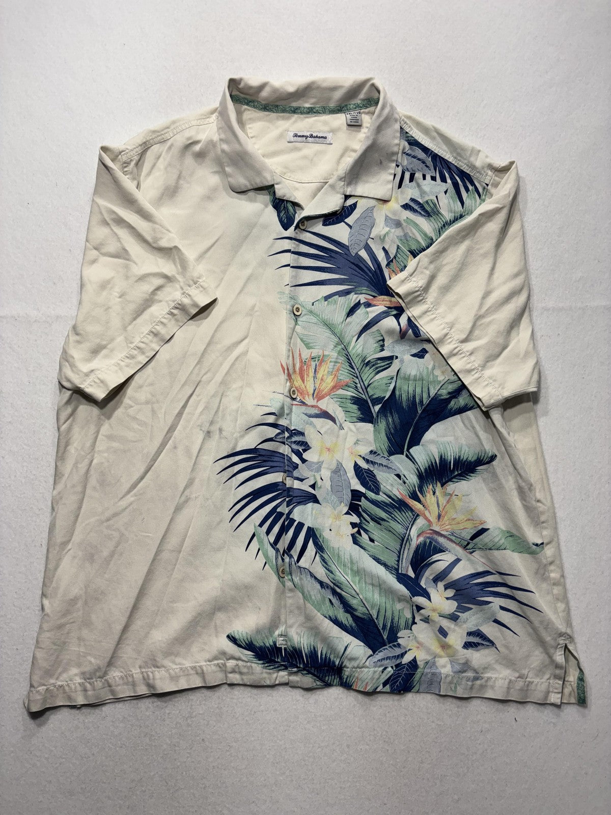 Tommy Bahama Shirt Mens 2XL White Silk Tropical Floral Short Sleeve Button Up