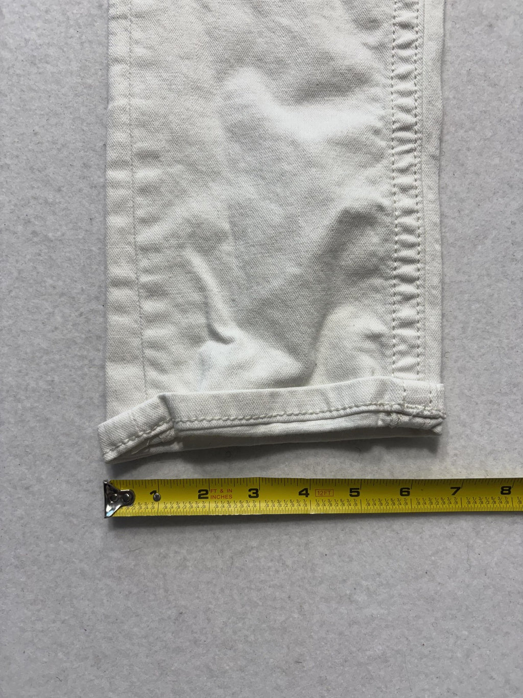 Miss Me Jeans Womens 28 White Mid Rise Signature Capri Embellished Stretch