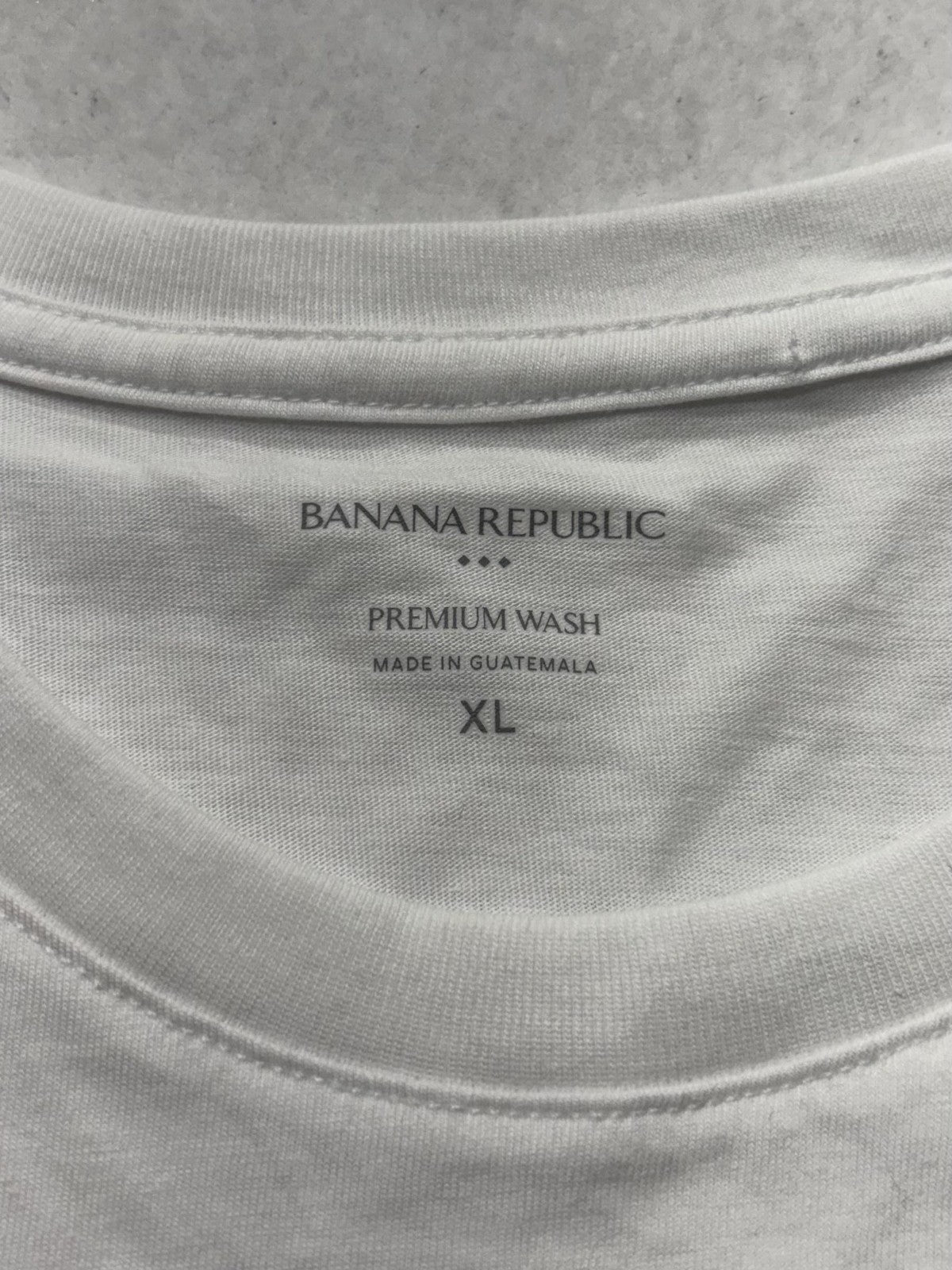 Banana Republic Shirt Mens XL White Premium Wash Crew Neck Short Sleeve Tee