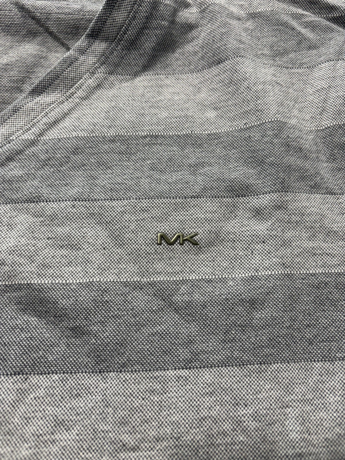 Michael Kors Shirt Mens Medium Gray Striped V Neck Cotton Short Sleeve Logo Tee
