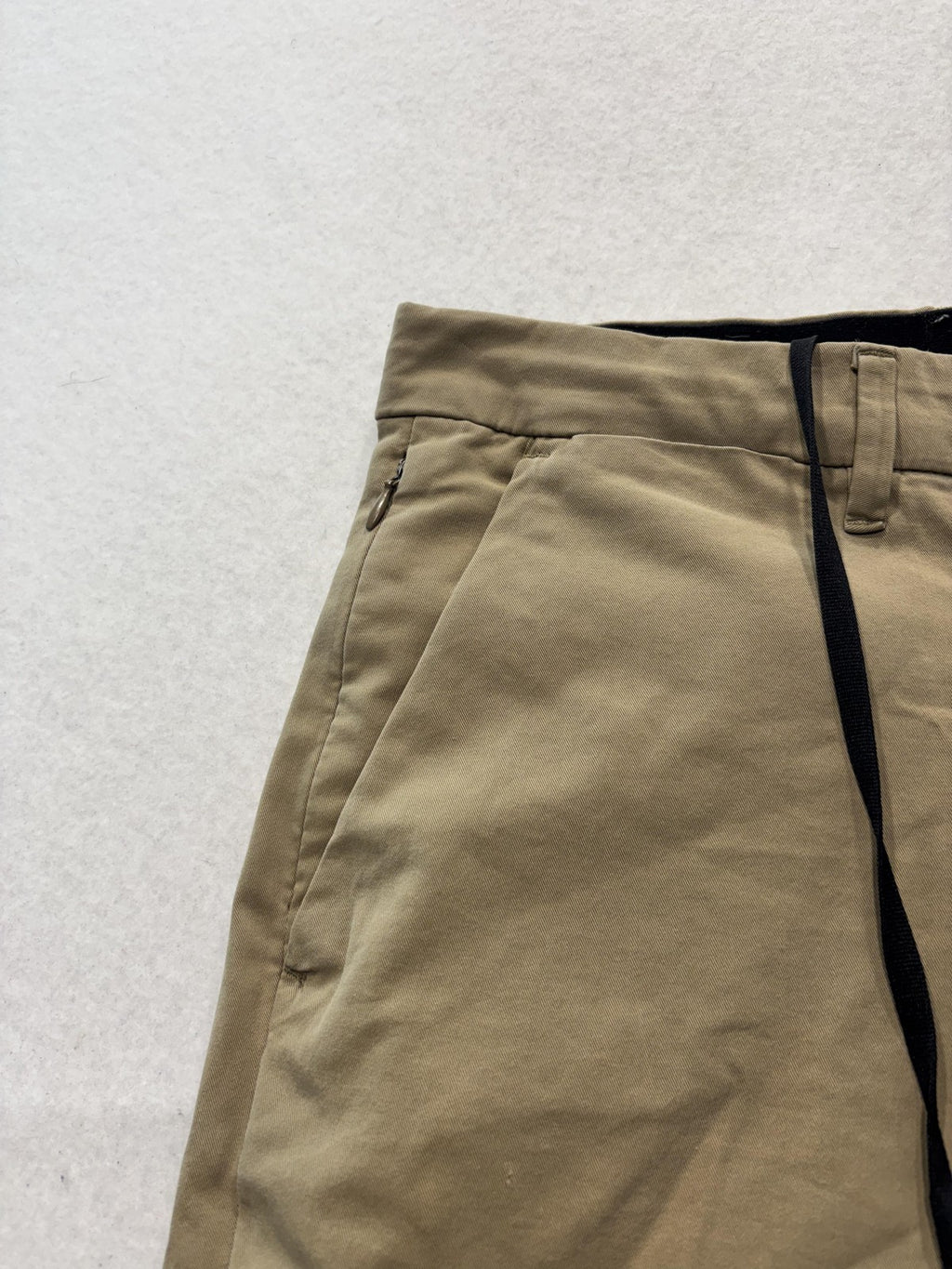 Goodfellow & Co Chino Pants Mens 30x32 Beige Hennepin Tech Slim Stretch Casual