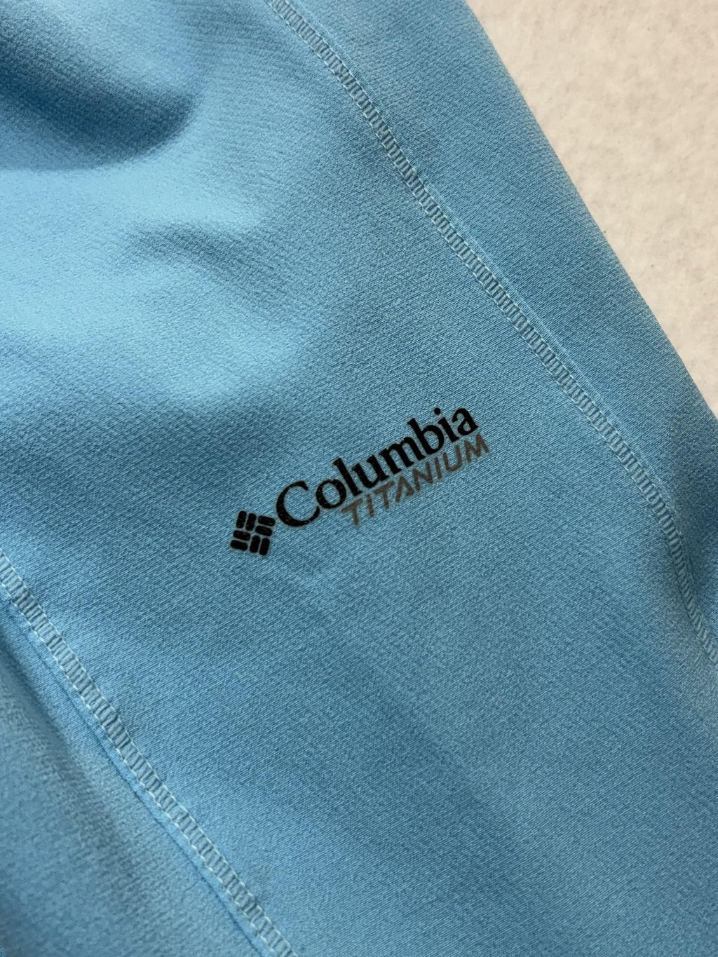 Columbia Titanium Jacket Womens XS Blue Softshell Omni-Shield Hiking 111 TL 7267