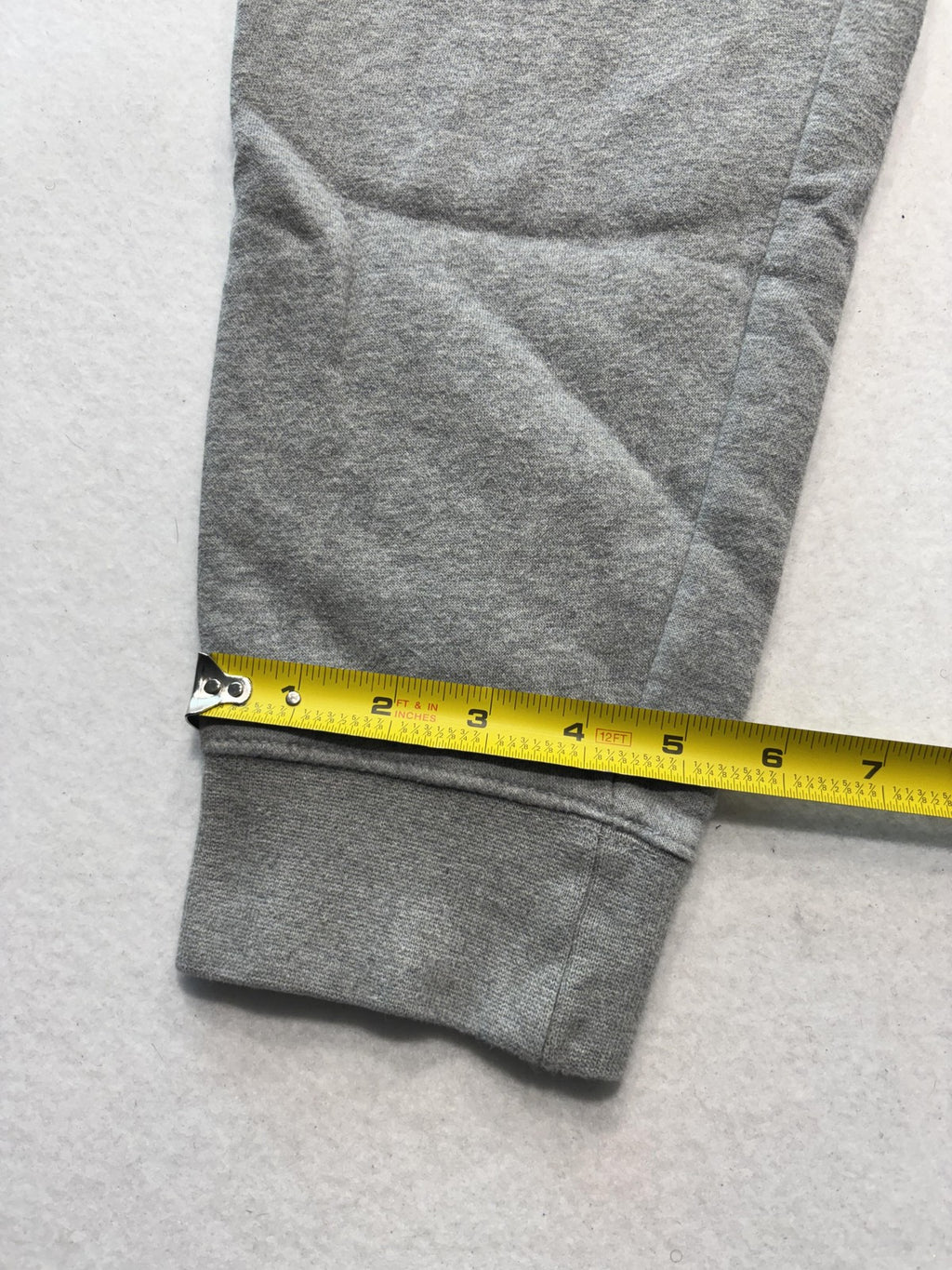 Nike Jogger Pants Mens Medium Gray Fleece Elastic Waist Tapered Athletic Pockets