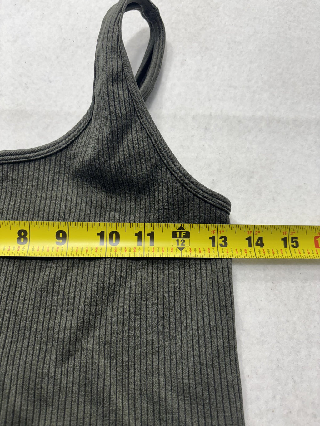A New Day Tank Top Womens Medium Green Ribbed Knit Scoop Neck Basic Stretch