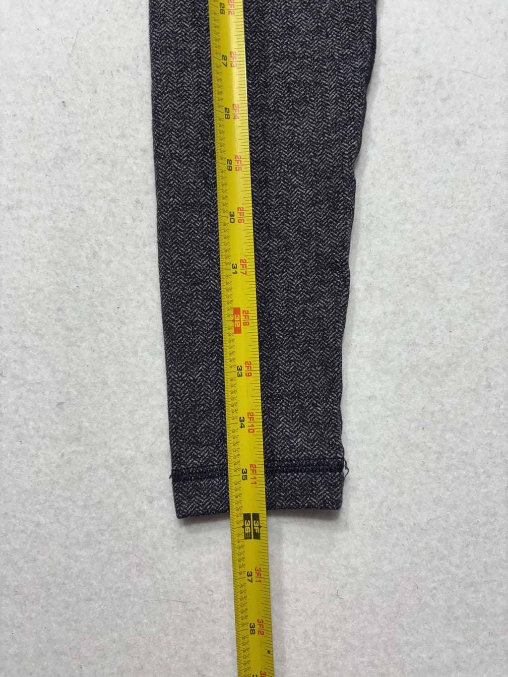 Lululemon Leggings Womens 6 Gray Herringbone 28" Inseam Ankle Yoga Stretch Knit
