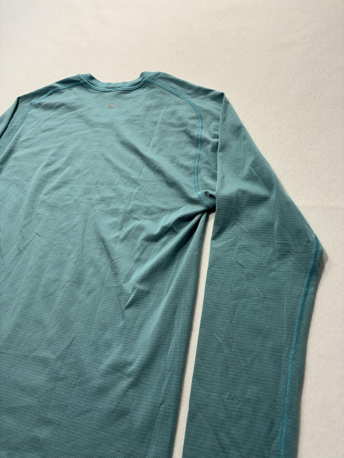 Lululemon Shirt Mens Medium Blue Long Sleeve Lightweight Running Athletic