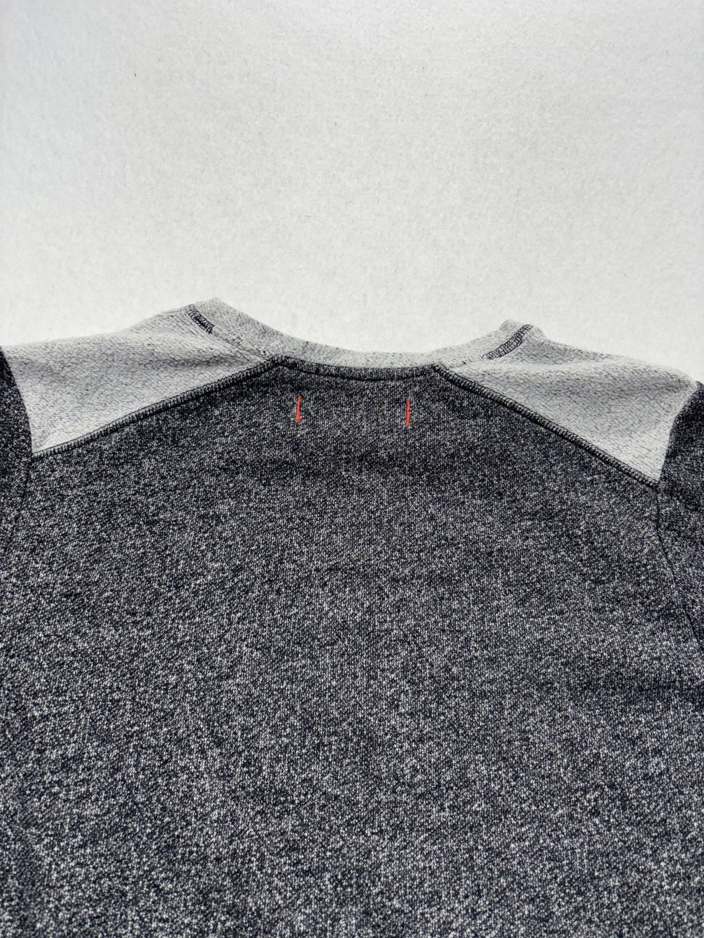 Tommy Bahama Sweater Mens Small Gray Knit Crew Neck Long Sleeve Pullover Casual