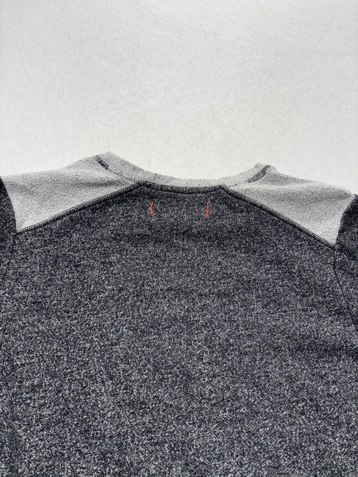 Tommy Bahama Sweater Mens Small Gray Knit Crew Neck Long Sleeve Pullover Casual