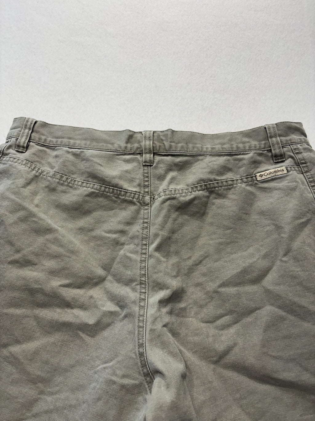 Vintage Columbia Shorts Womens 12 Green Twill Chino 6 Inseam Hiking Casual