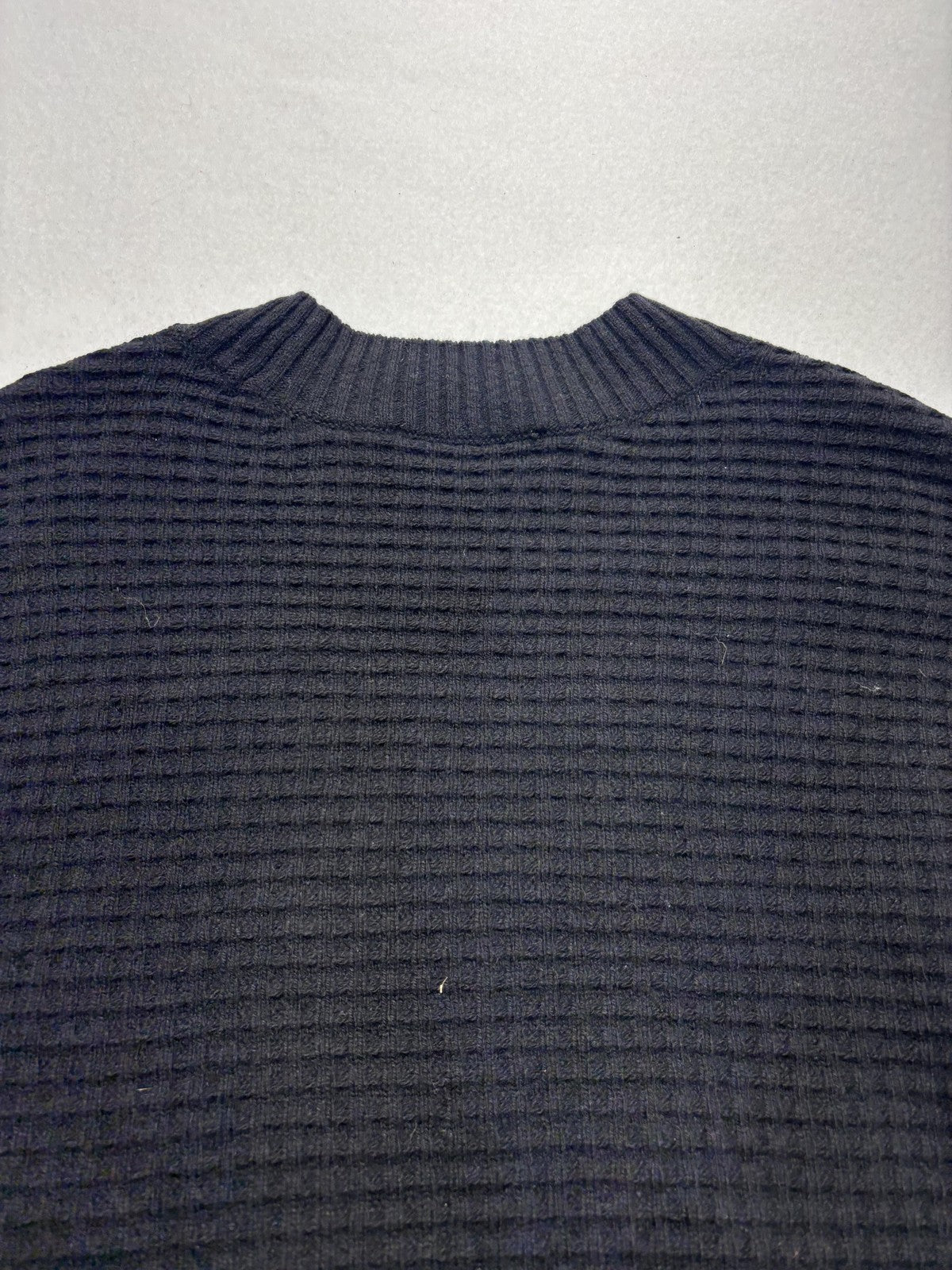 Everlane Sweater Womens Small Black Recycled Cashmere Waffle Crew Neck Pocket