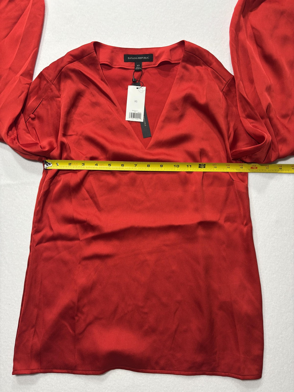 Banana Republic Blouse Womens XS Red Satin V Neck Button Balloon Sleeve Top