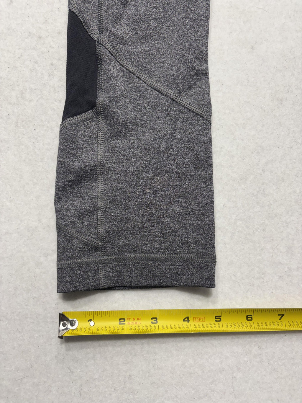 Lululemon Leggings Womens 4 Gray Colorblock Cropped Zip Pocket Running Athletic