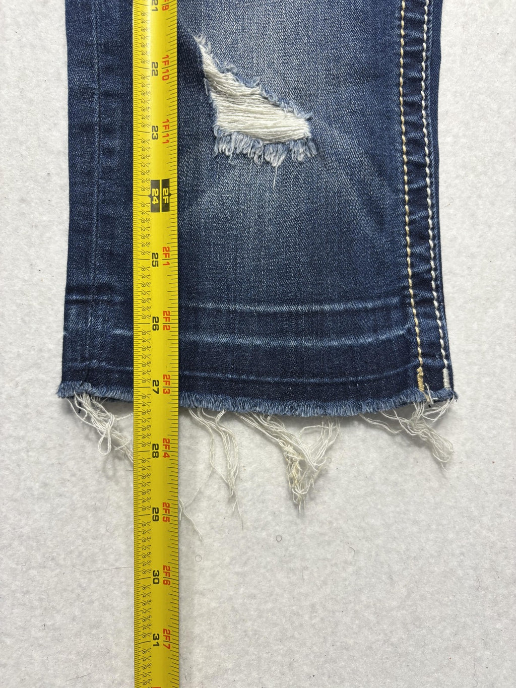 Miss Me Jeans Womens 27 Blue Wash Low Rise Signature Capri Embellished 27x21