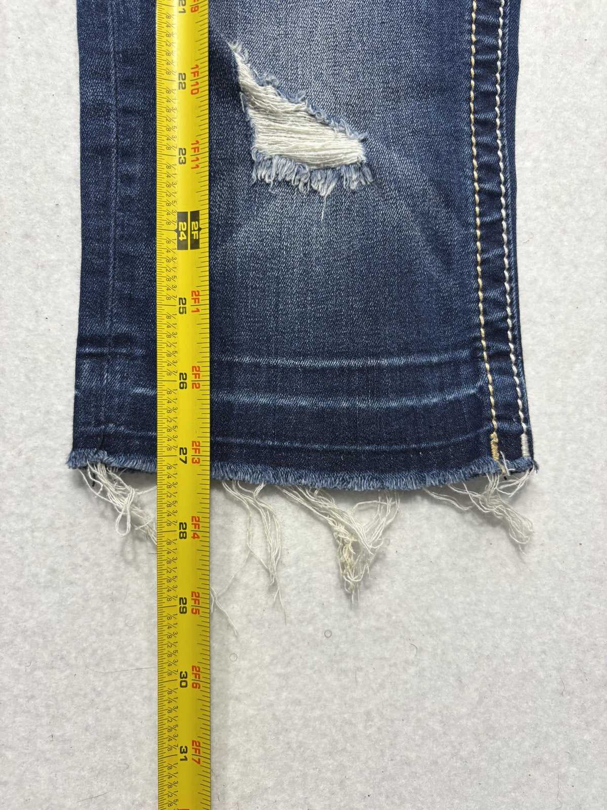 Miss Me Jeans Womens 27 Blue Wash Low Rise Signature Capri Embellished 27x21