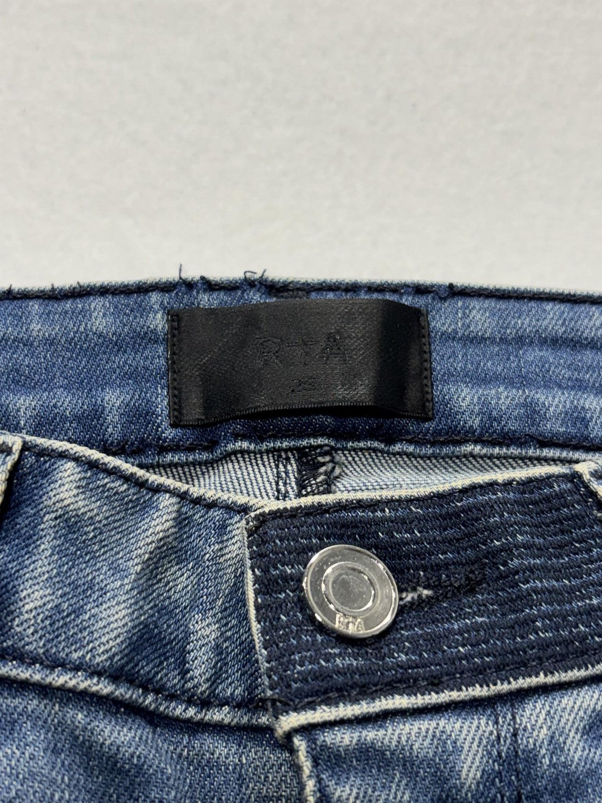 RtA Jeans Womens 25 Blue Medium Wash Mid Rise Skinny Stretch Raw Hem 25x29