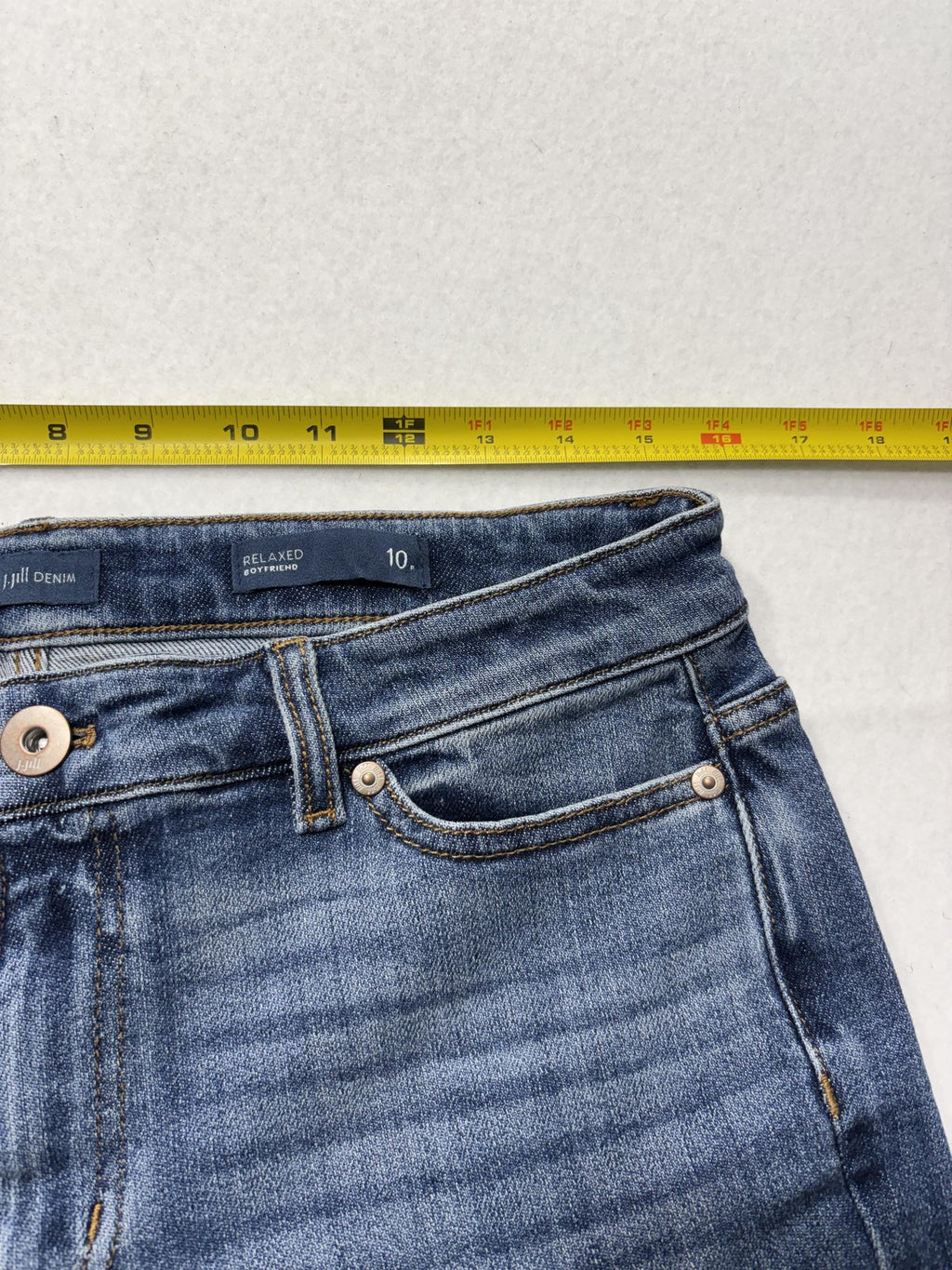 J. Jill Denim Jeans Womens 10P Blue Surfside Wash Relaxed Boyfriend Cuffed Ankle