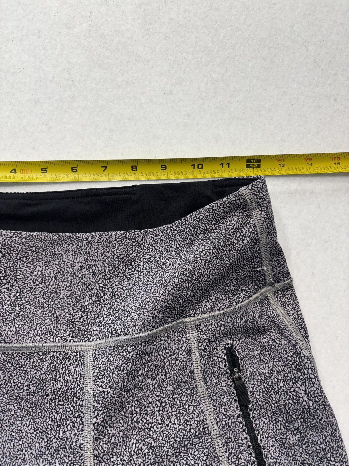 Lululemon Leggings Womens 6 Gray High Rise Cropped 22" Inseam Pocket Running