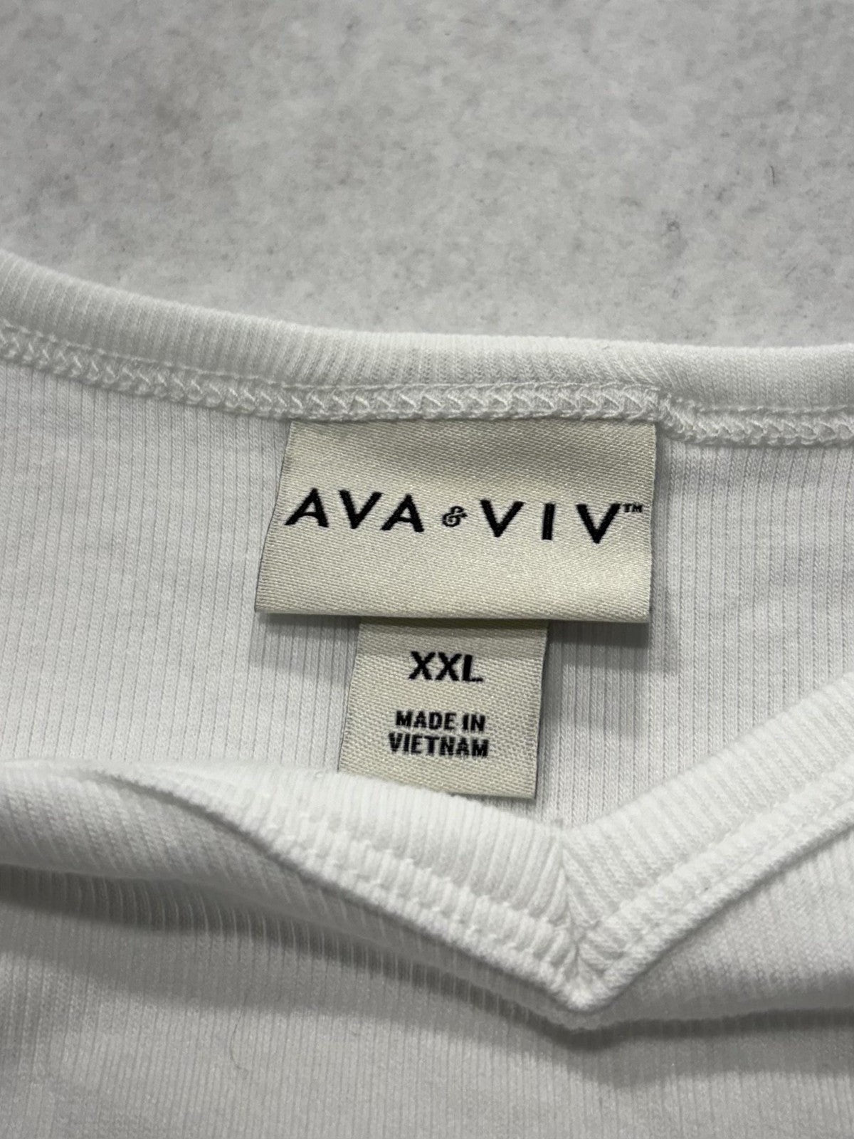 Ava & Viv Tank Top Womens 2XL White Scoop Neck Ribbed Jersey Basic VN1042782