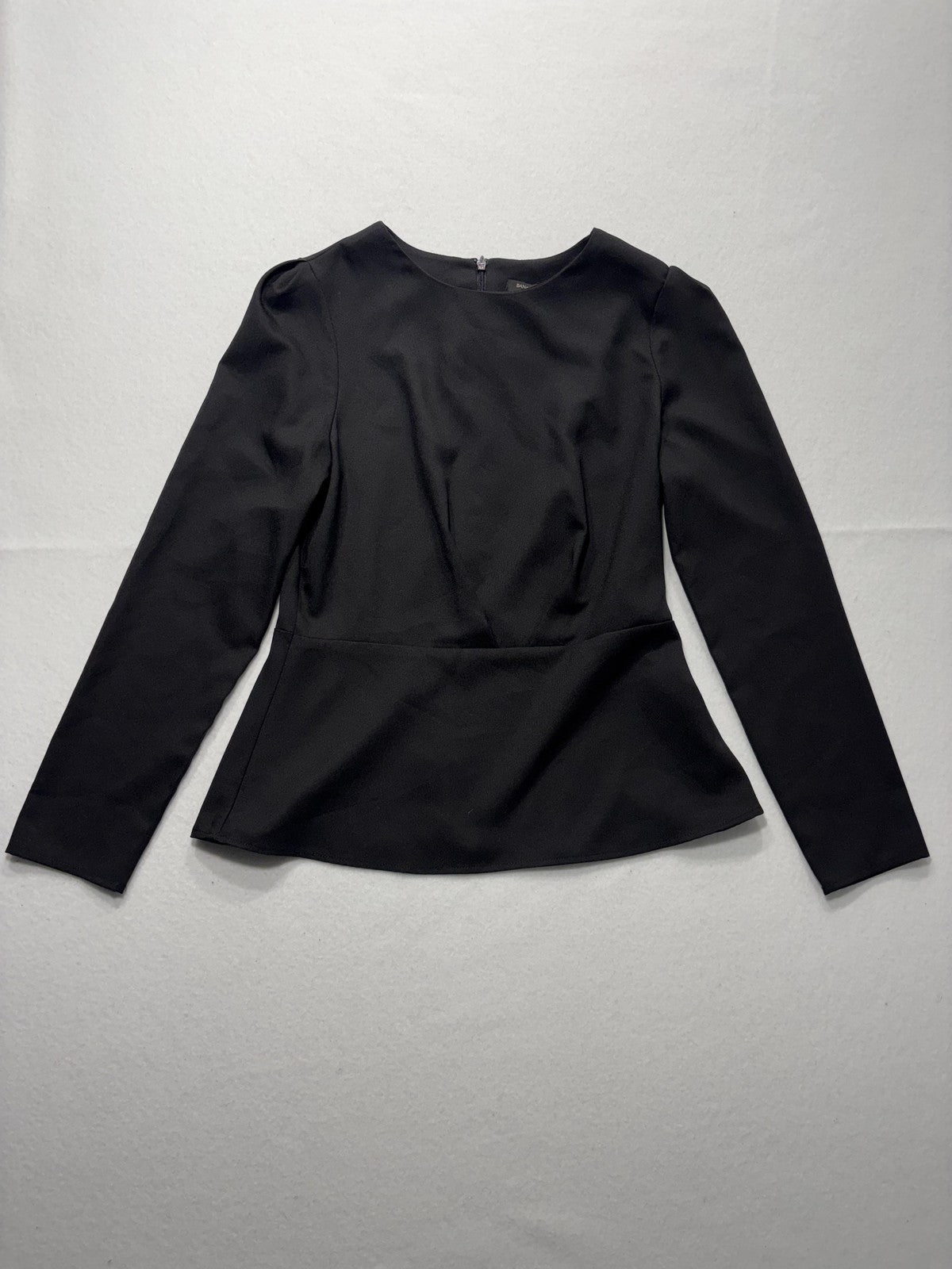 Banana Republic Top Womens 6 Black Long Sleeve Crew Neck Blouse Office City