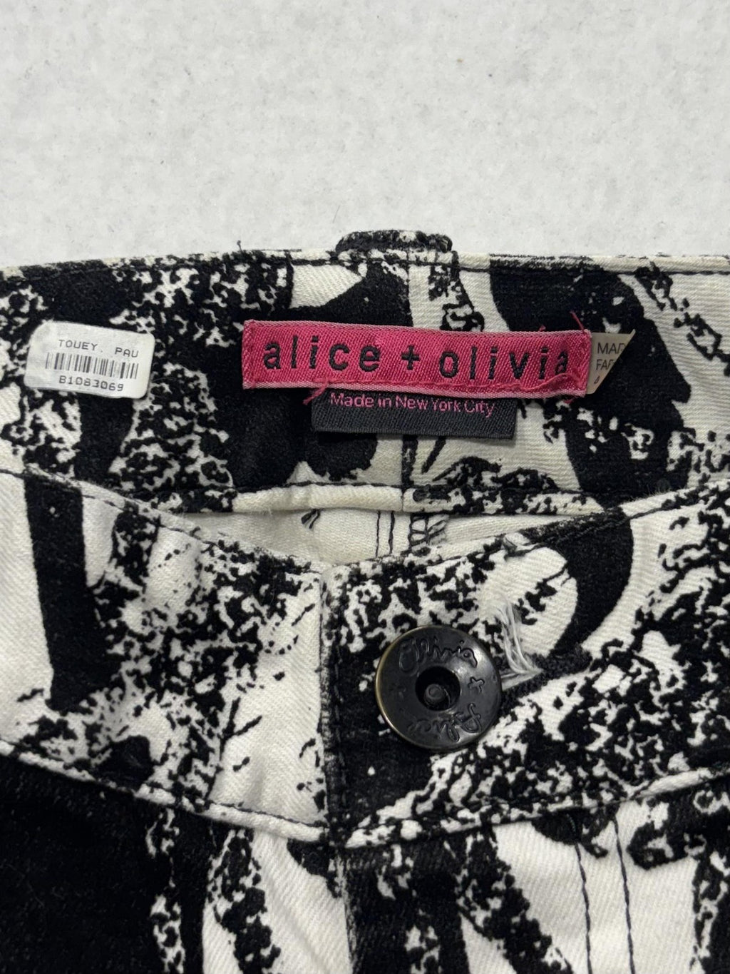 Alice + Olivia Jeans Womens 30 Black Paisley Mid Rise Cropped Slim Denim 30x24
