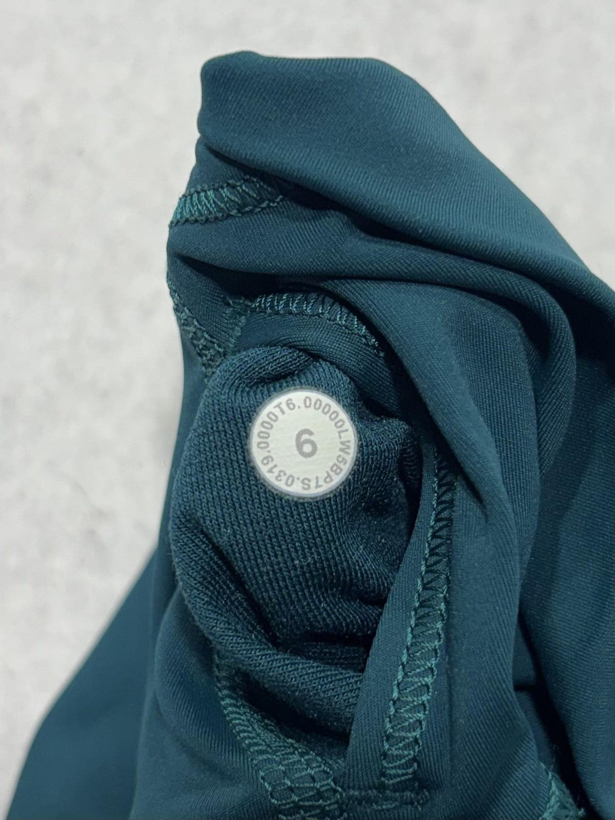 Lululemon Leggings Womens 6 Green High Rise 30" Inseam Ankle Yoga Stretch