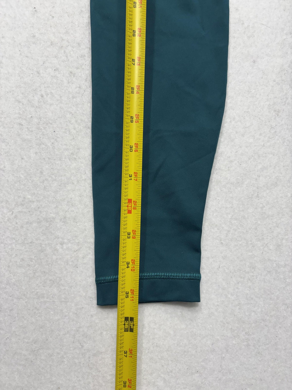 Lululemon Leggings Womens 6 Green High Rise 30" Inseam Ankle Yoga Stretch
