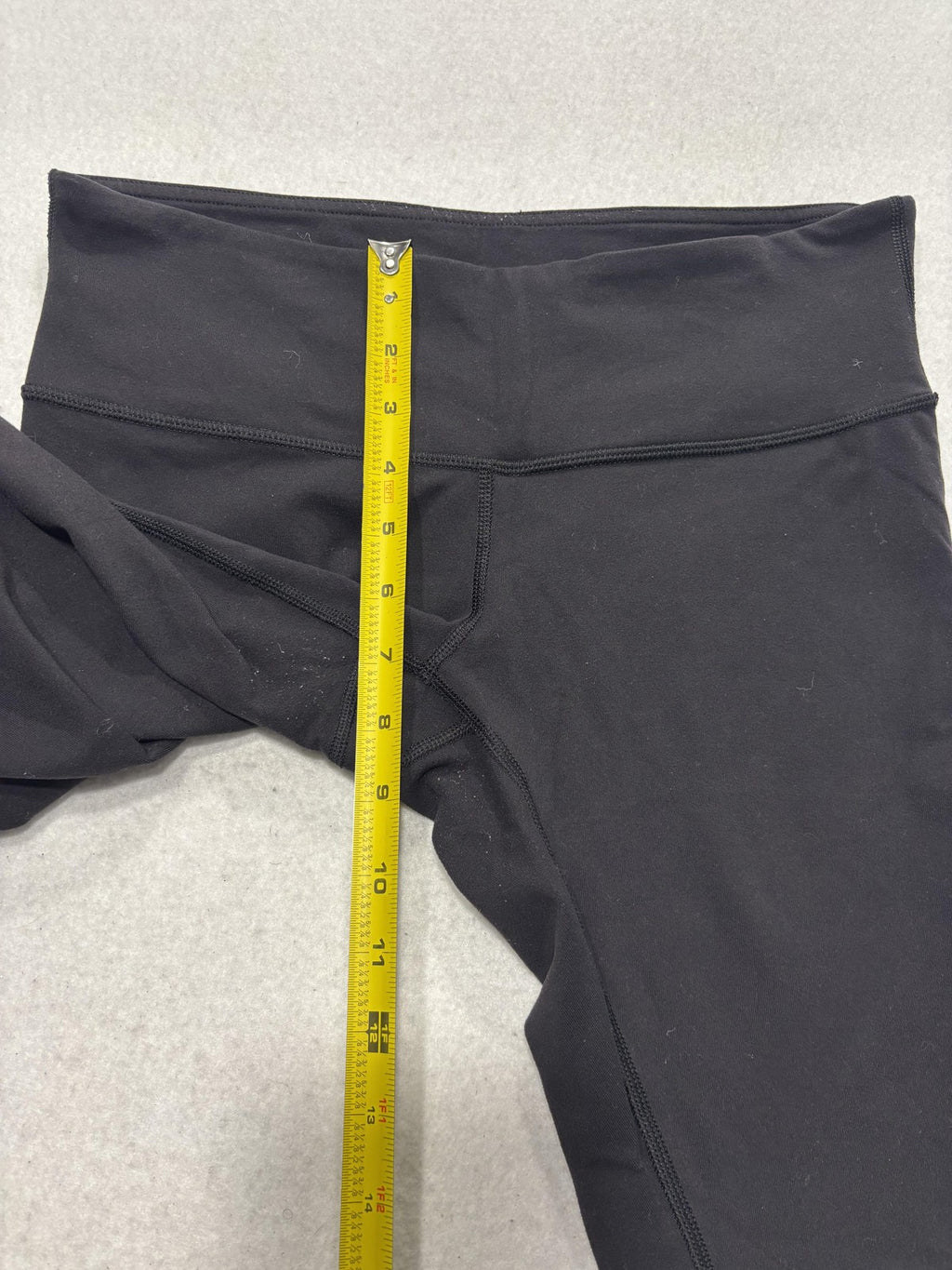 Lululemon Leggings Womens 8 Black 21" Inseam Capri Yoga Stretch Athletic Pants