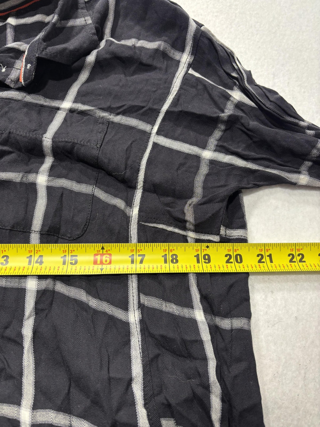 Stylus Button Up Shirt Womens L Black Plaid Long Sleeve Tunic Top Casual Fall