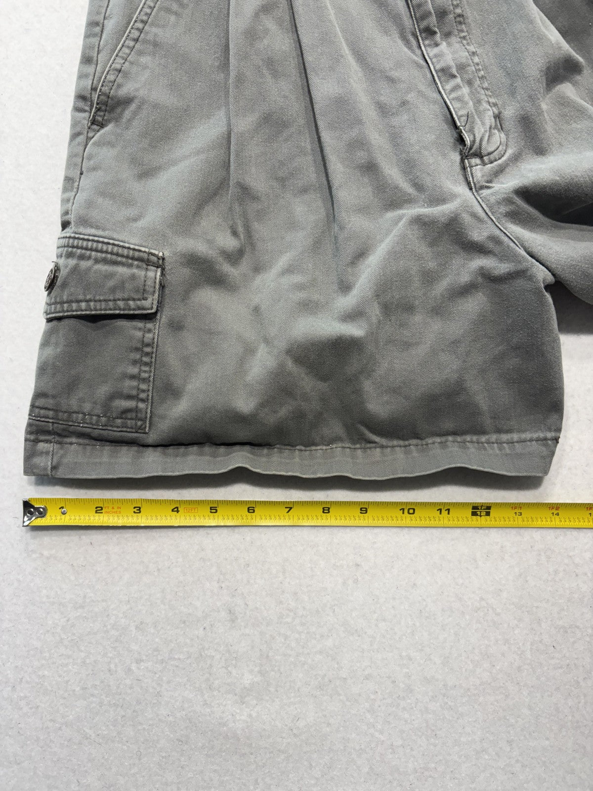 Premier International Shorts Womens 16 Gray Cargo Pleated Twill Relaxed RN67227