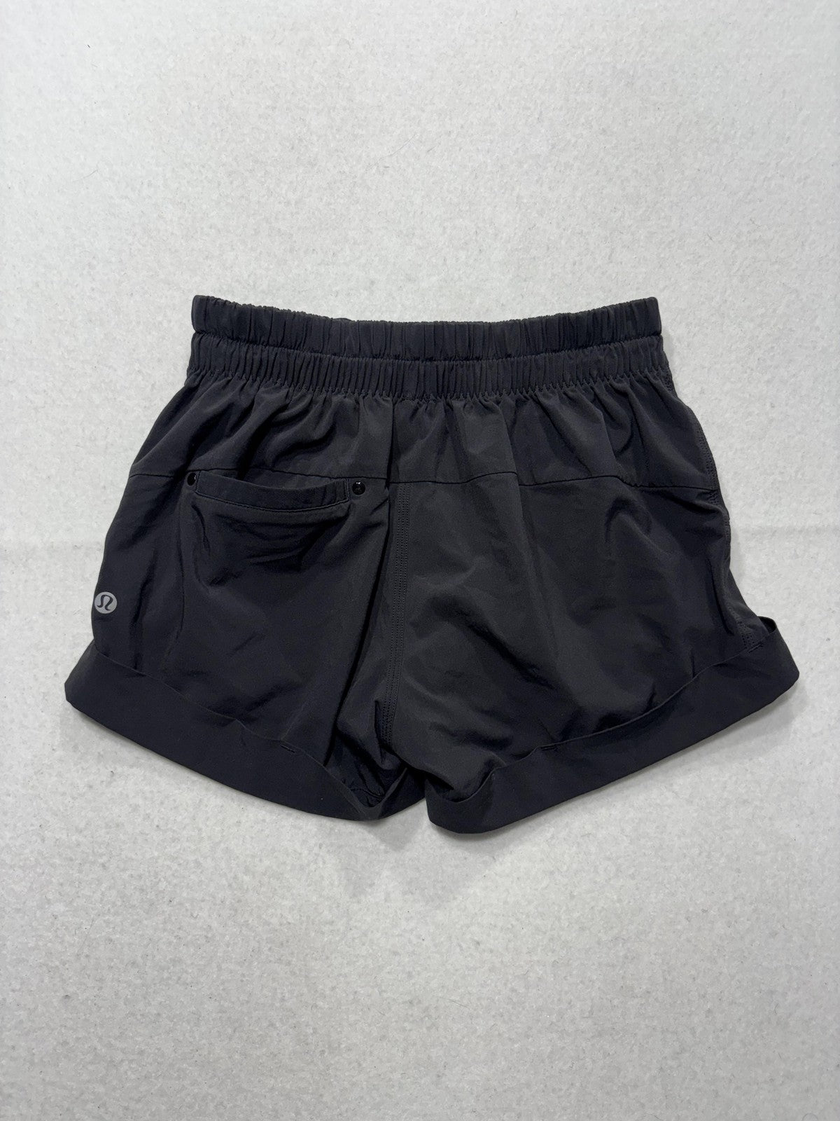 Lululemon Shorts Womens 4 Black 4" Inseam Drawstring Cuffed Athletic Casual