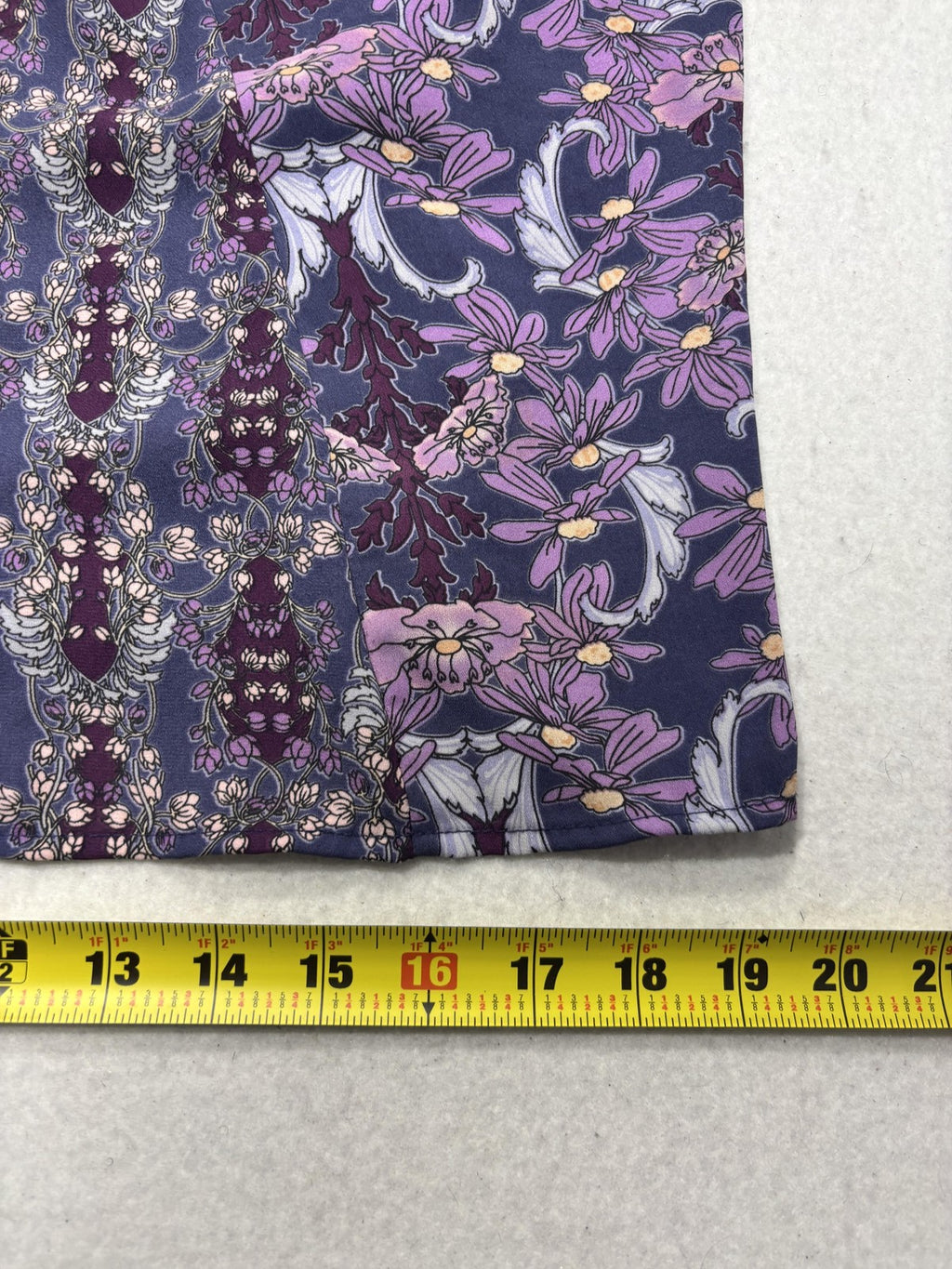 Xhilaration Tank Top Juniors L Purple Floral High Neck Lace Boho Summer