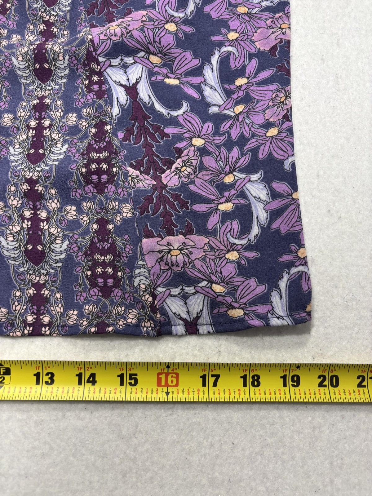 Xhilaration Tank Top Juniors L Purple Floral High Neck Lace Boho Summer