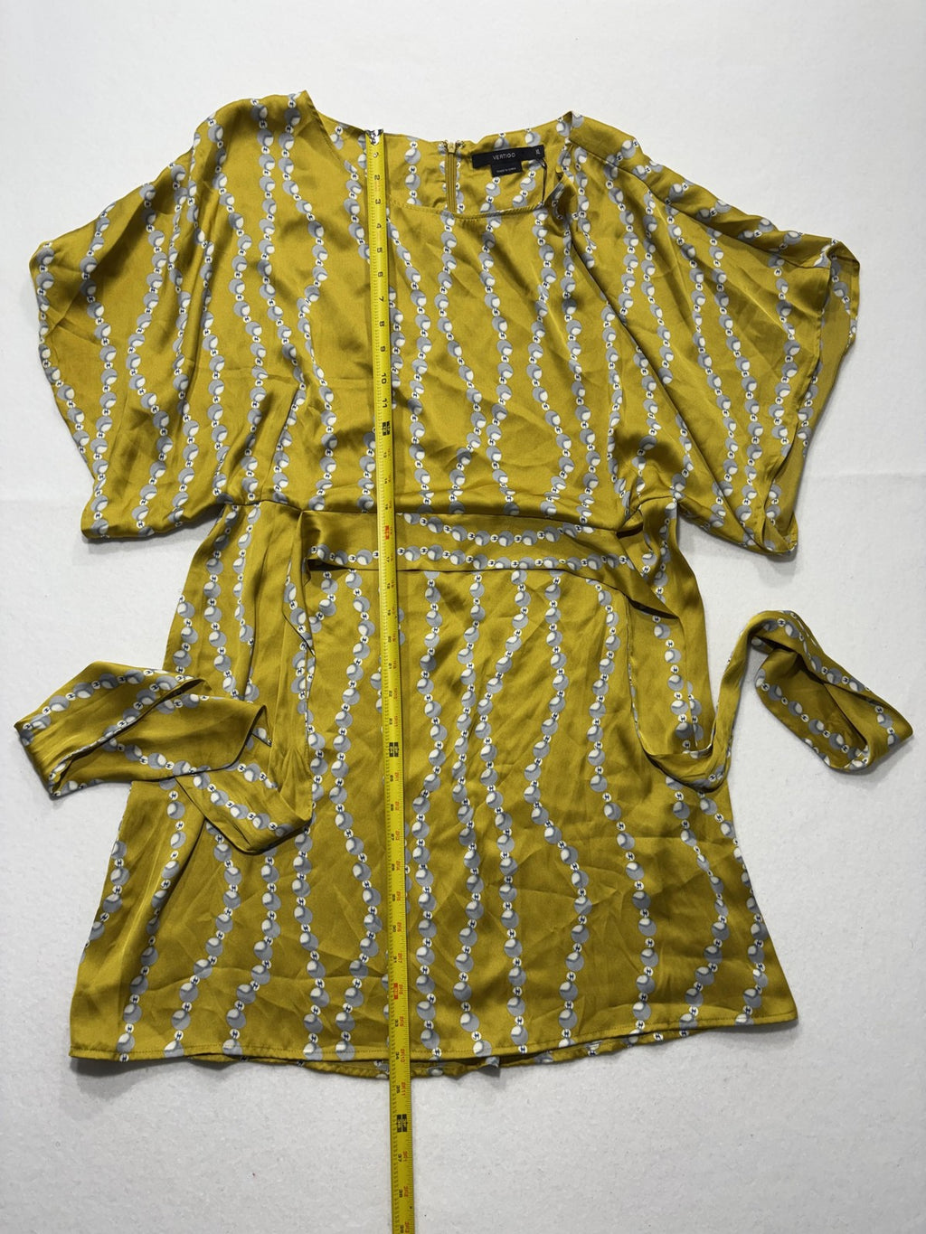 Vertigo Paris Dress Womens XL Yellow Floral Scoop Neck Kimono Sleeve Belted