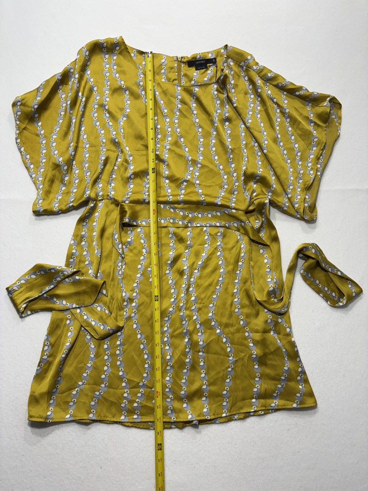 Vertigo Paris Dress Womens XL Yellow Floral Scoop Neck Kimono Sleeve Belted