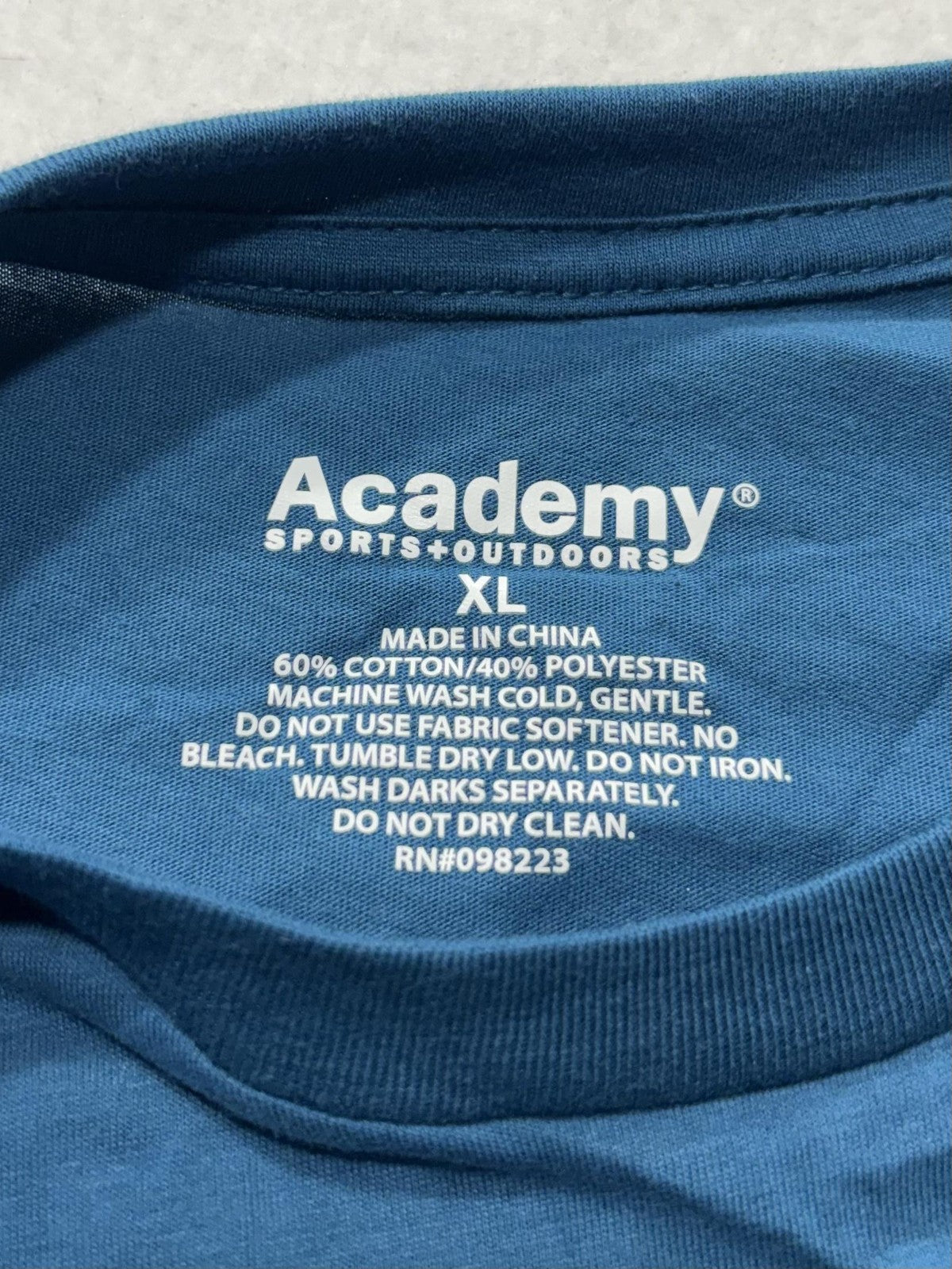 Academy Sports + Outdoors Shirt Womens XL Blue World's Most Okayest Mom Tee