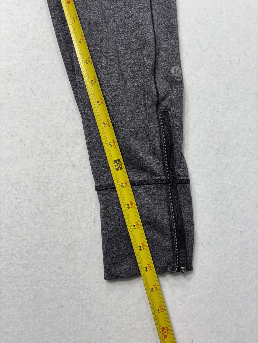 Lululemon Leggings Womens 4 Gray High Rise Zip Pocket 26" Inseam Ankle Running