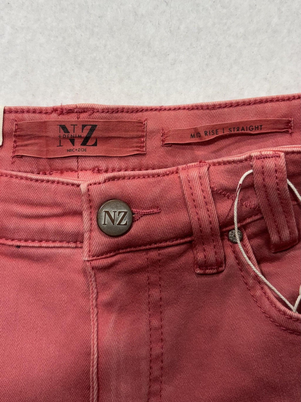 NIC+ZOE Jeans Womens 25 Red Mid Rise Straight Denim NZ Logo 5 Pocket 25x28.5