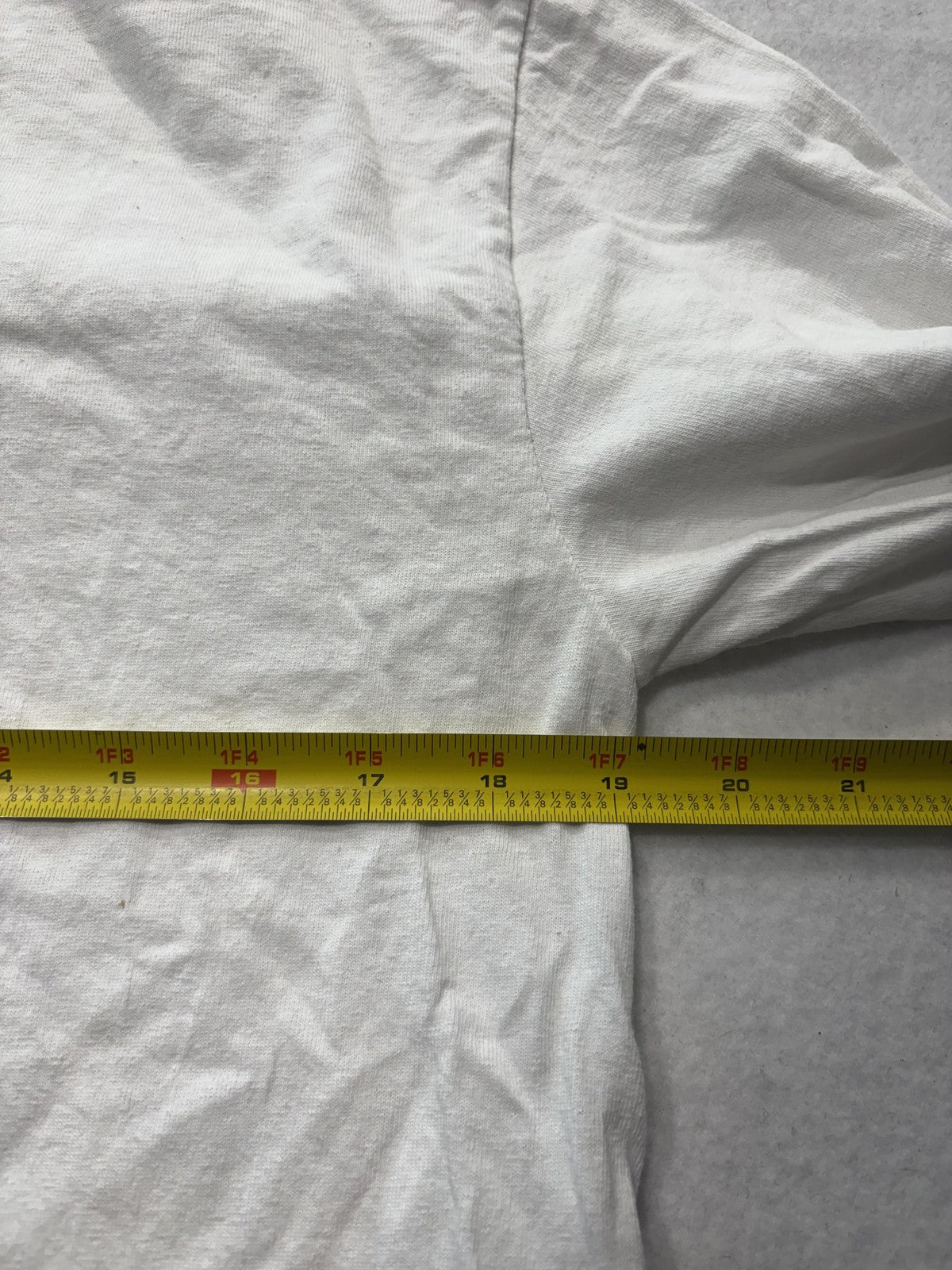 Never II Land Shirt Mens Medium White Falling Gravity Graphic Long Sleeve