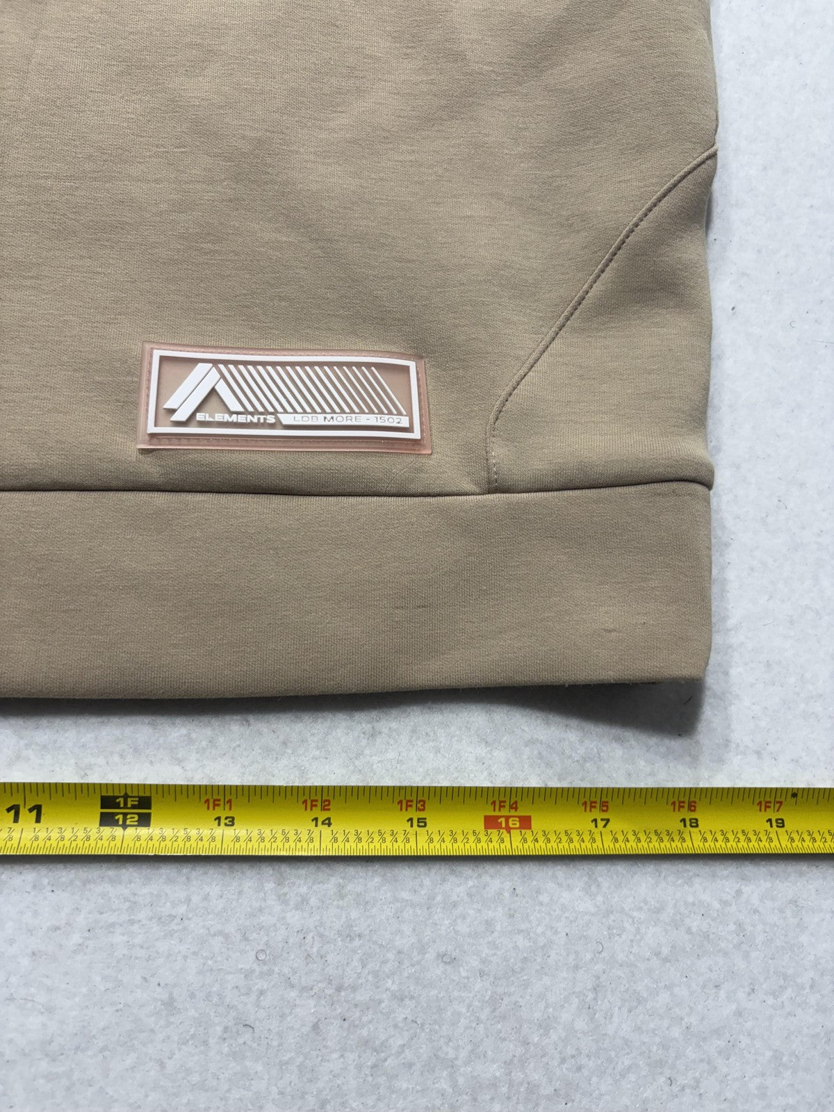 Alphalete Shirt Mens Small Beige Elements Embossed Logo Heavyweight Tee Athletic