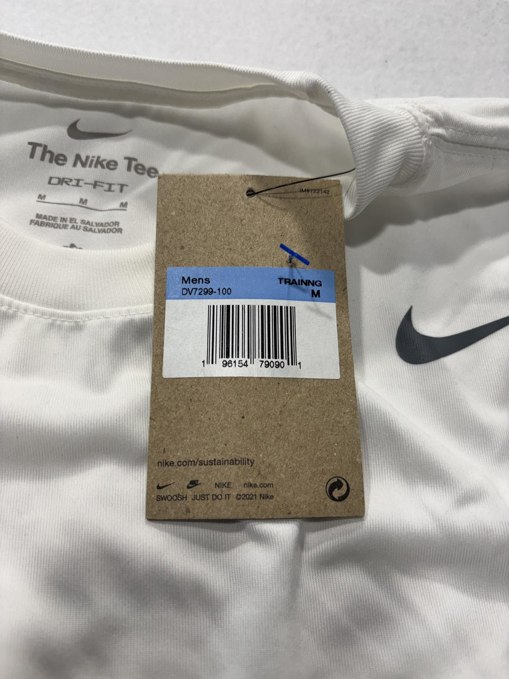 Nike Dri-FIT Shirt Mens Medium White The Nike Tee Training Graphic Logo Athletic