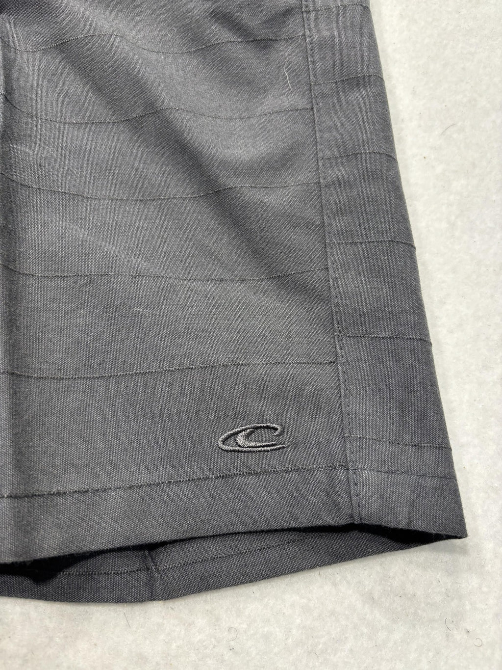 O'Neill Chino Shorts Mens 34 Gray 9" Inseam Striped Stretch Casual Travel