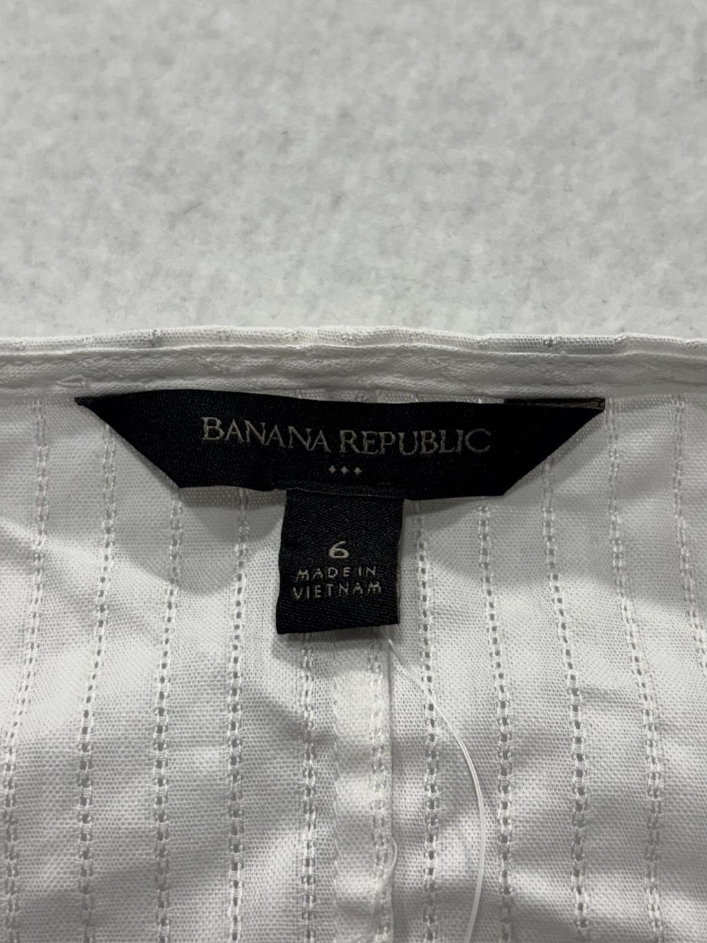 Banana Republic Top Womens 6 White Stripe Cropped Balloon Sleeve V Neck Blouse