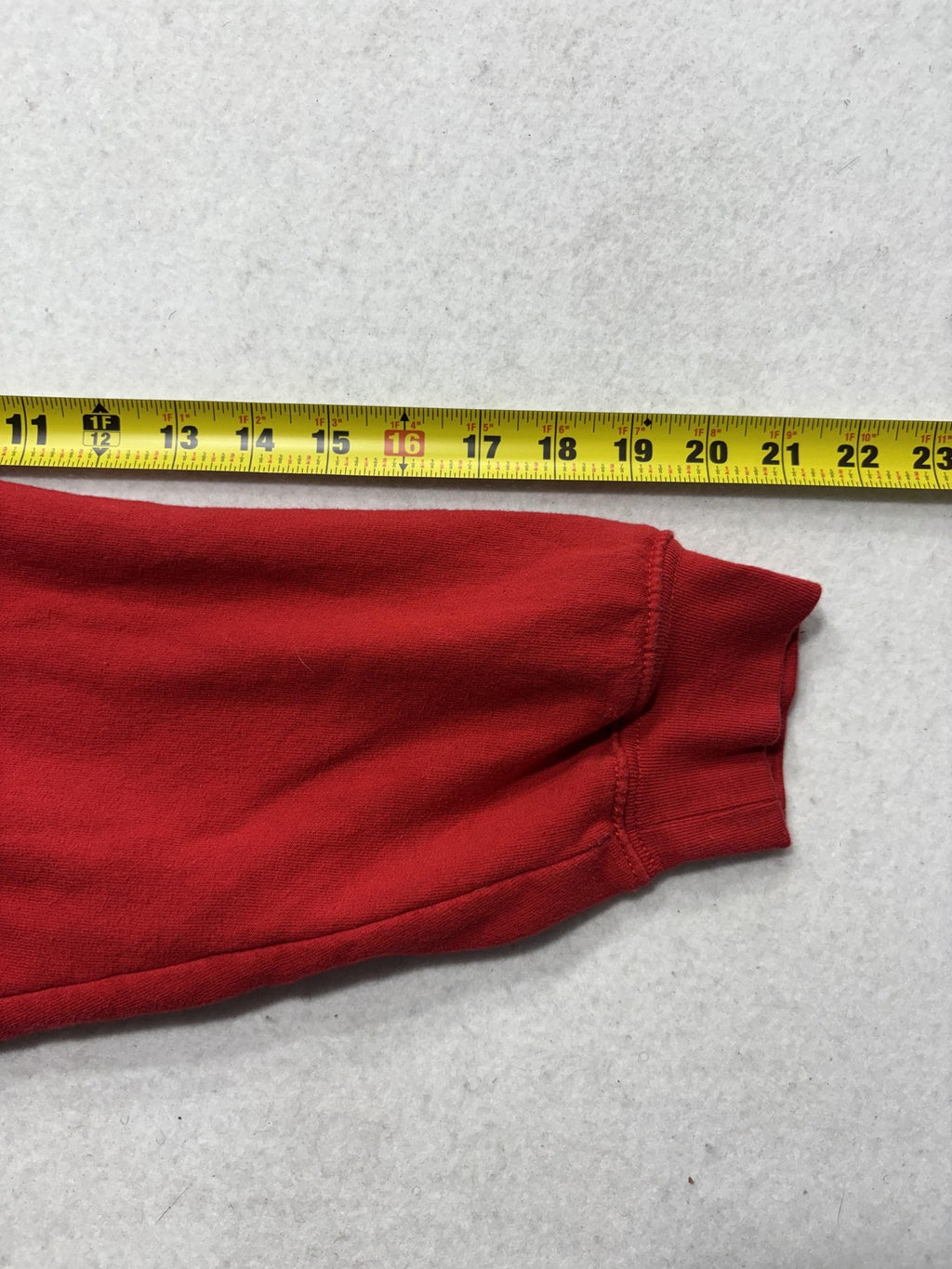 Coca-Cola Sweatshirt Unisex Kids XL Red Crew Neck Classic Logo Fleece Pullover