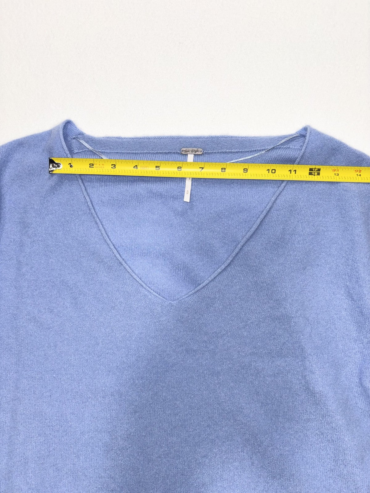 Free People Sweater Womens S Blue V Neck Lightweight Knit Pullover Raglan Casual