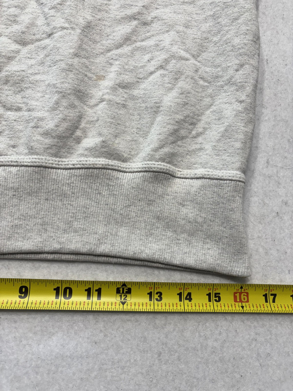 Champion Sweatshirt Mens Small Gray Fleece Crew Neck Logo Pullover GF88H K74