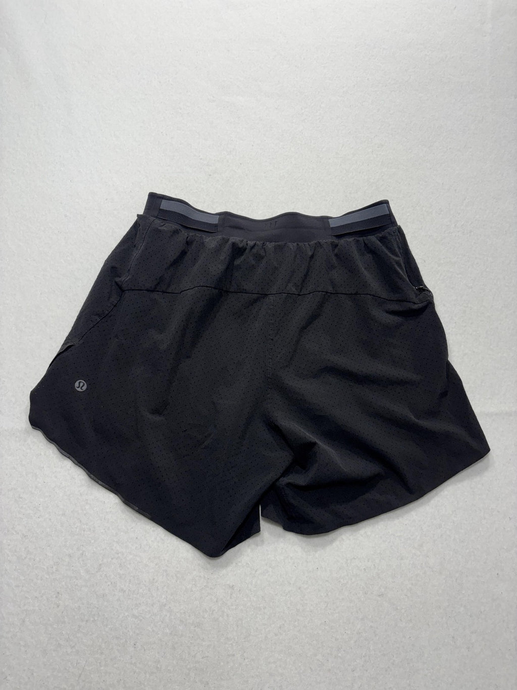 Lululemon Shorts Mens Small Black 7" Inseam Running Lightweight Lined Athletic
