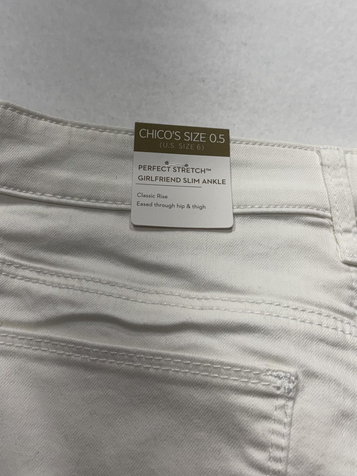 Chico's Jeans Womens 6 White Paisley Stretch Girlfriend Slim Ankle Raw Hem