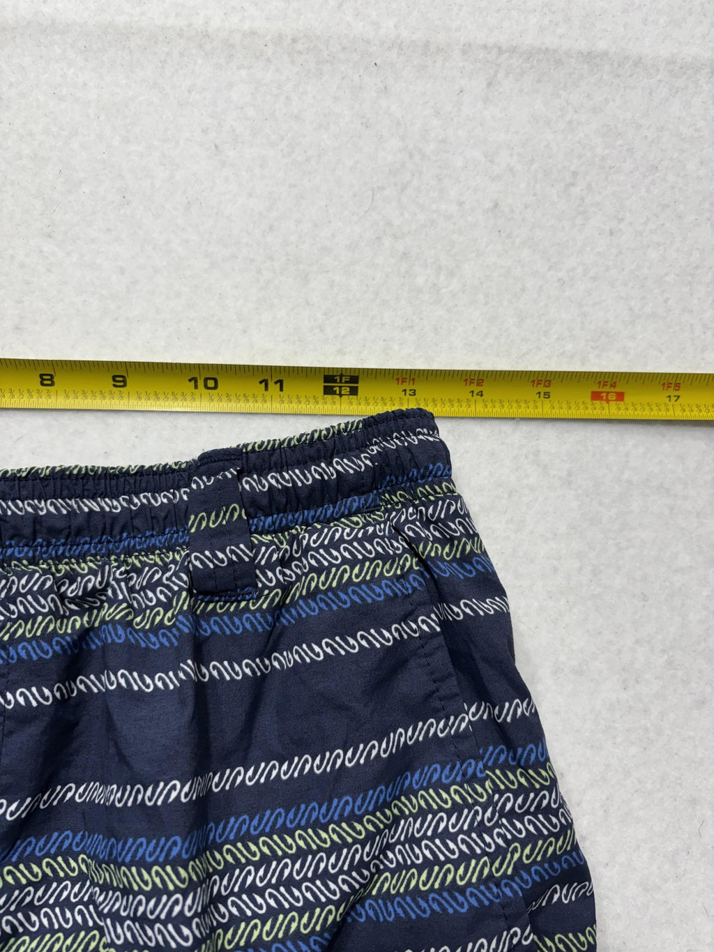 Columbia PFG Omni-Shade Swim Shorts Mens Medium Blue Stripe Fishing Lined